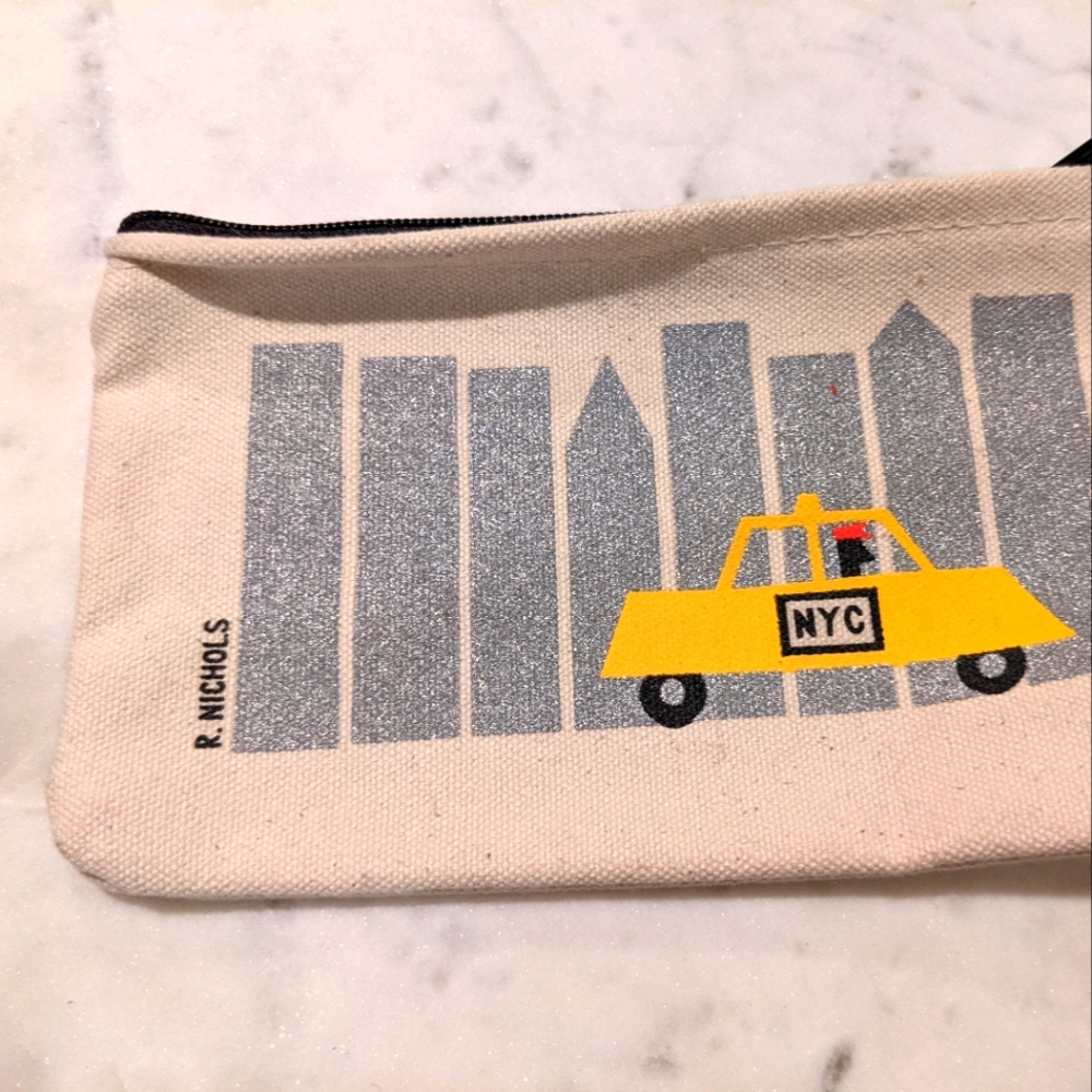 R. NICHOLS NYC Zip Pouch in cream